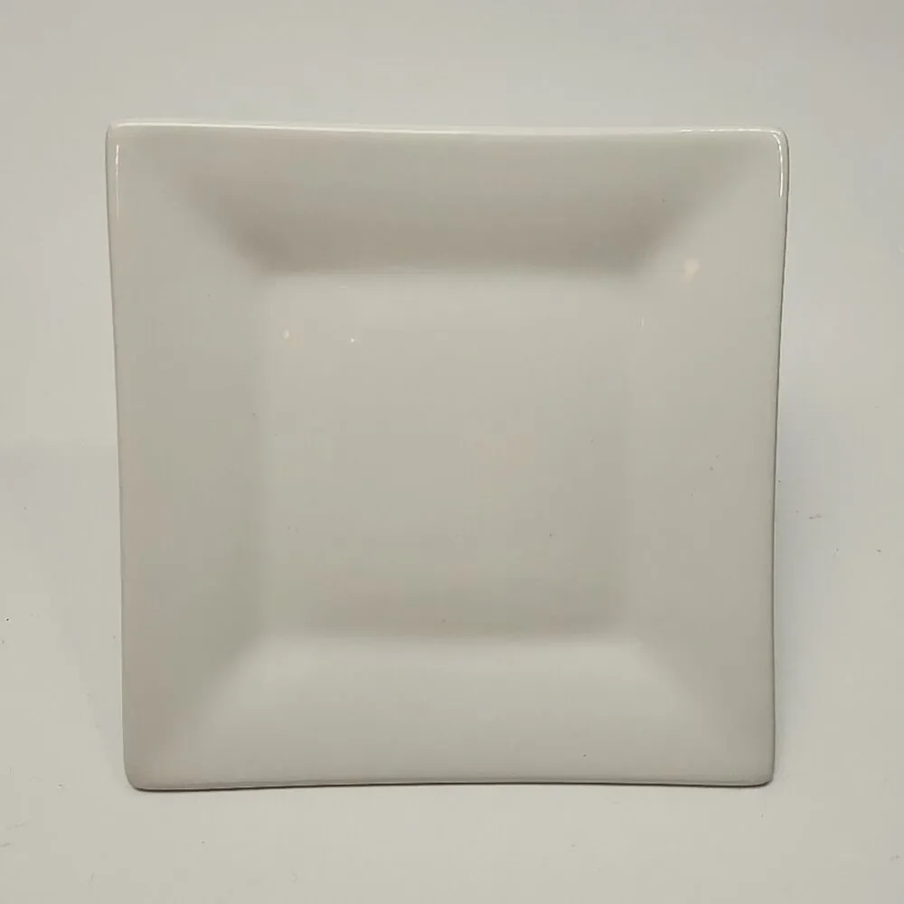 Crate & Barrel Square Plates White 6